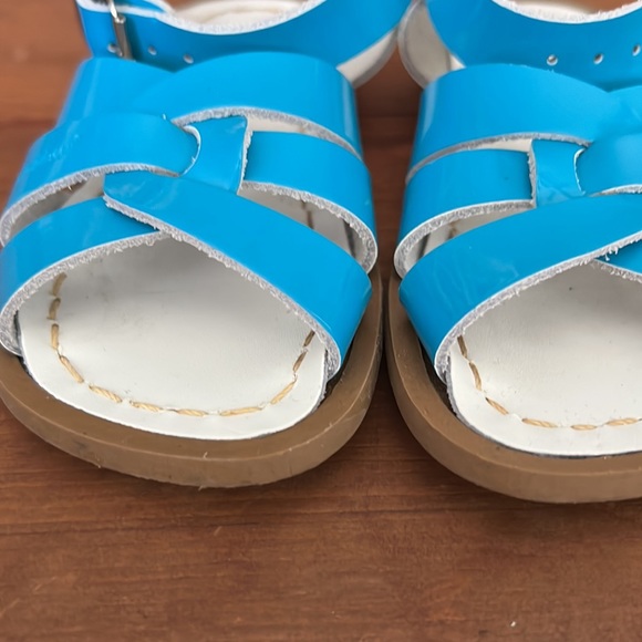 Salt Water Sandals - Picture 2 of 3